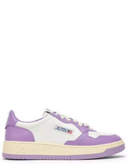 Medalist white/lilac trainer