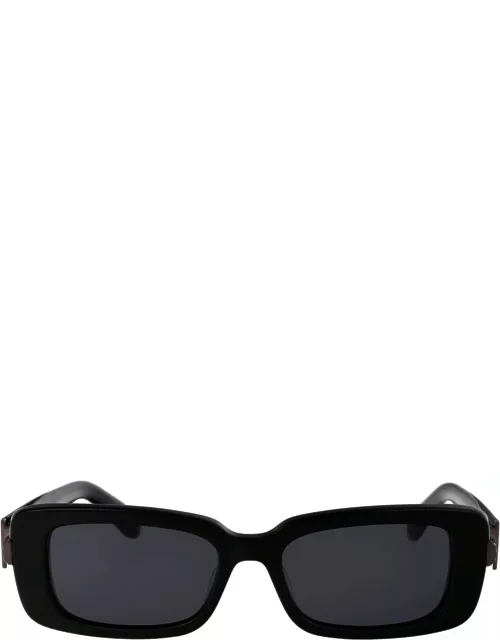 Salvatore Ferragamo Eyewear Sf1105s Sunglasse