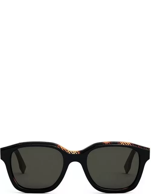 Fendi Eyewear Square Frame Sunglasse