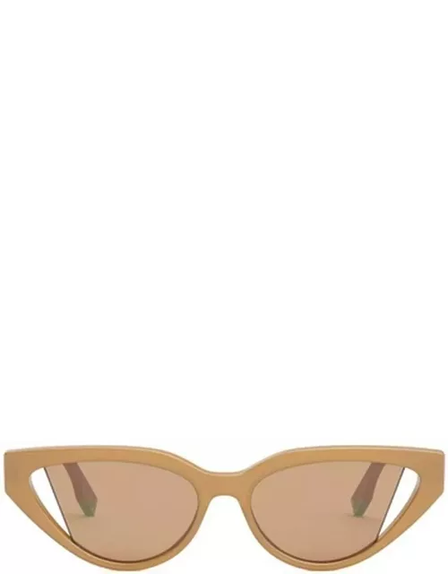 Fendi Eyewear Cat-eye Frame Sunglasse