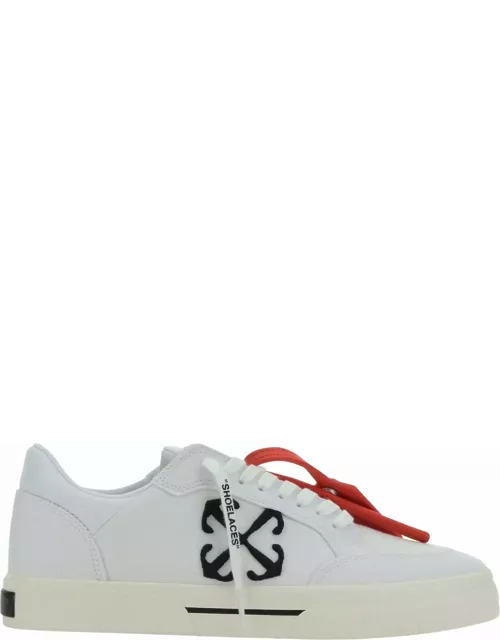 Off-White Low Vulcanized Sneaker