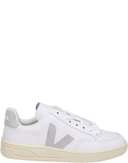 Veja V 12 Sneakers In White/grey Leather