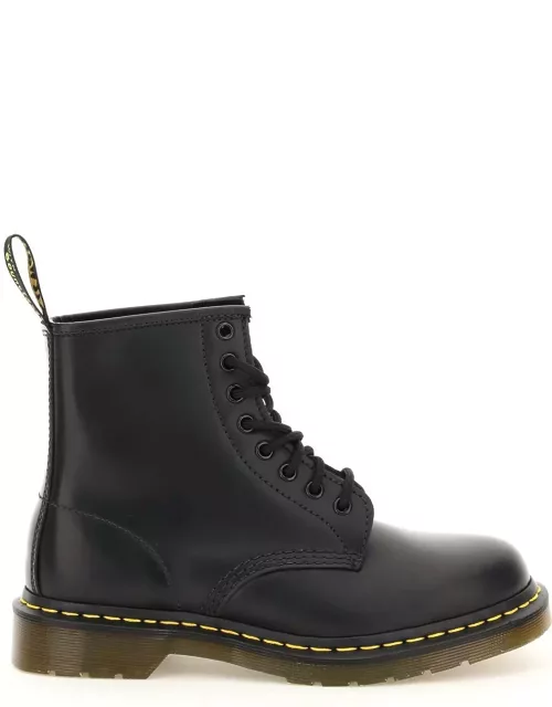 DR. MARTENS 1460 smooth leather combat boot