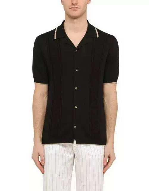Black short-sleeved cardigan