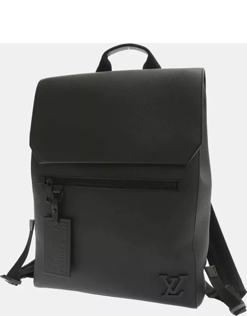 Louis Vuitton Leather fastline backpack