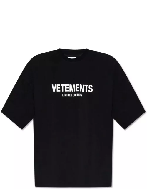 VETEMENTS Logo Printed Crewneck T-shirt