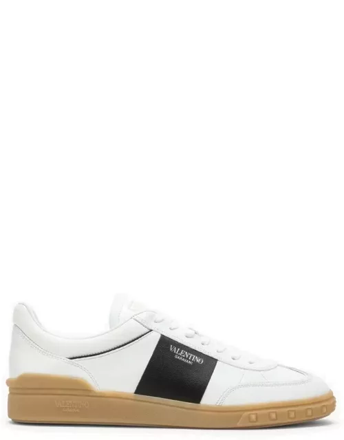 Low Top Upvillage white leather trainer