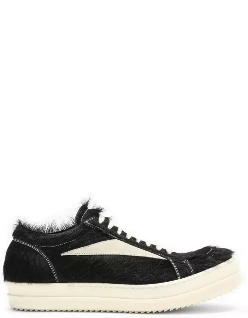 Black/white sneaker in leather with fur
