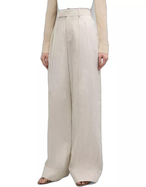 Pleated Mid-Rise Trouser