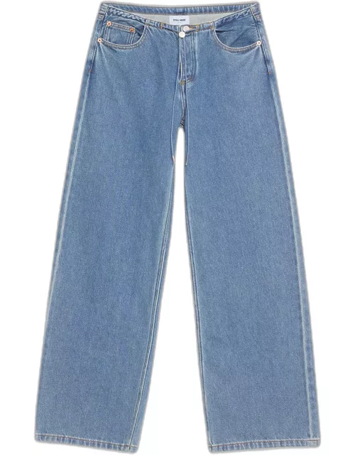 Cool Relaxed Low-Rise Jean