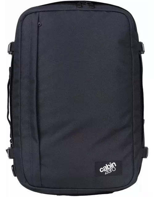 Classic Plus Backpack 42L Absolute Black