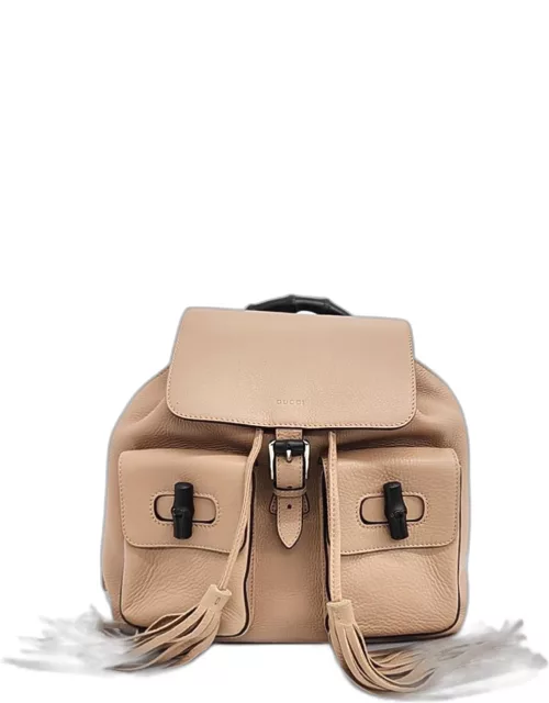 Gucci Leather Bamboo Pocket Backpack (370833)