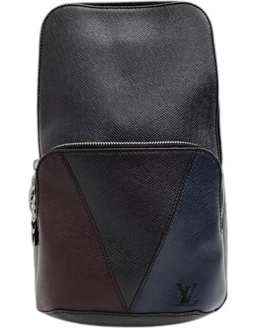 Louis Vuitton Multicolor Taiga Leather Avenue Sling Bag