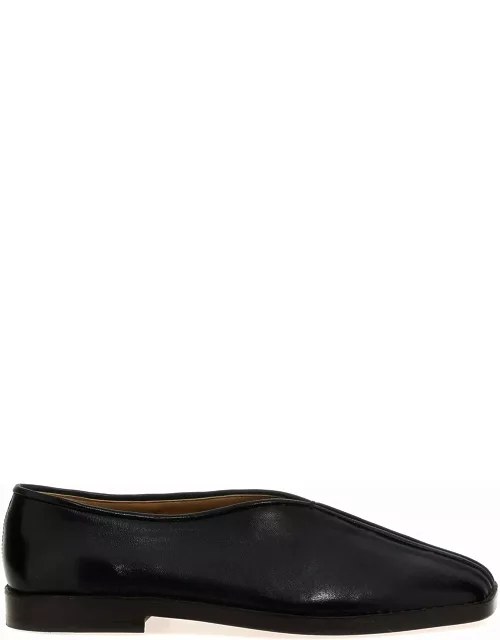 Lemaire Slip On flat Piped