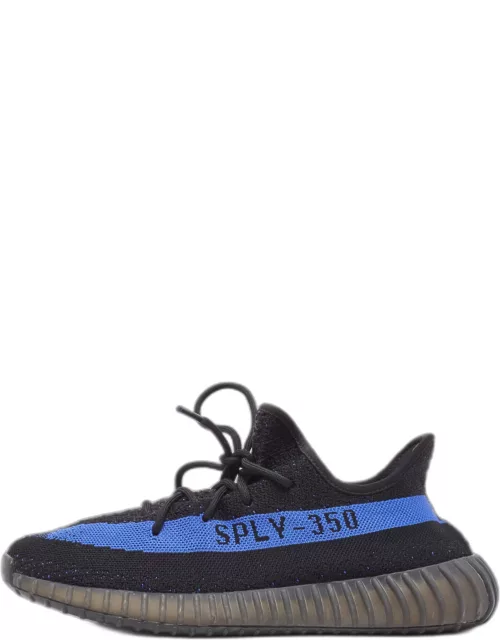 Yeezy x Adidas Black/Blue Knit Fabric Boost 350 v2vDazzling Blue Sneaker