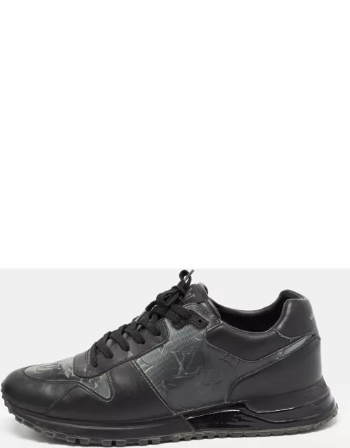Louis Vuitton Black Monogram PVC and Leather Runaway Sneaker