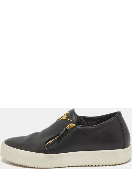 Giuseppe Zanotti Black Leather Double Zip Low Top Sneaker