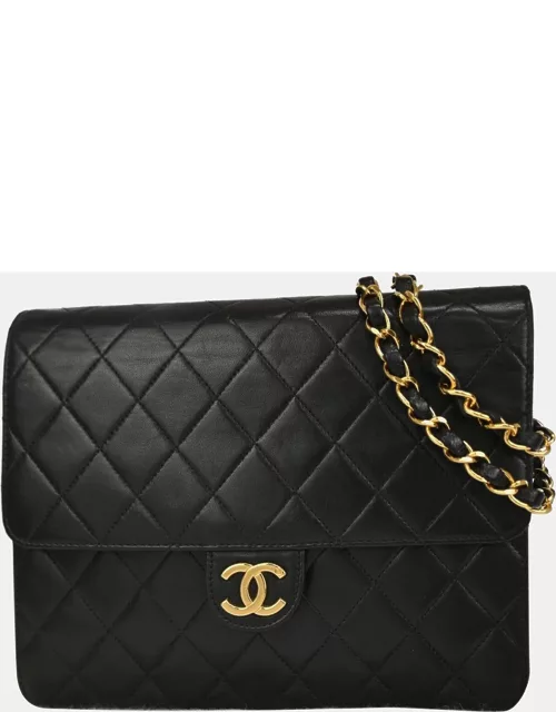 Chanel Quilted Leather Medium Vintage Clutch with Chain