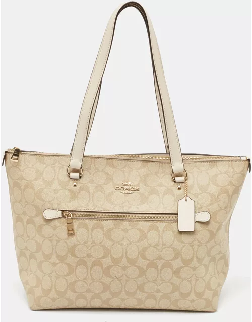 Coach Beige/White Signature Coated Canvas and Leather Gallery Tote