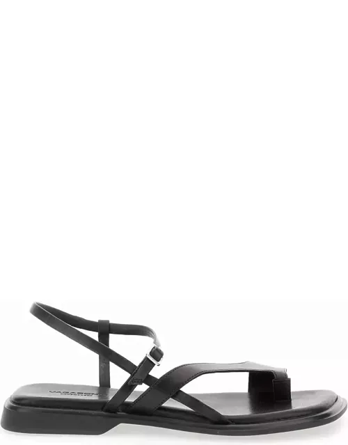 Vagabond izzi Black Thong Sandals With Thin Straps In Leather Woman