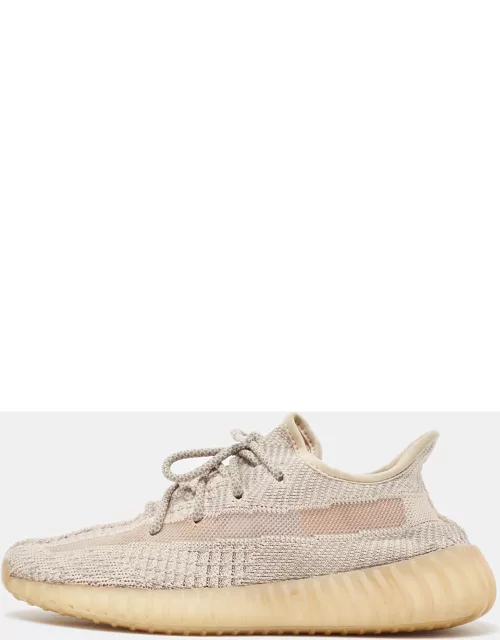 Yeezy x Adidas Two Tone Knit Fabric Boost 350 V2 Synth Sneaker