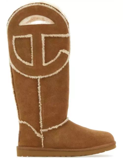 Biscuit Suede Ugg X Telfar Logo Boot