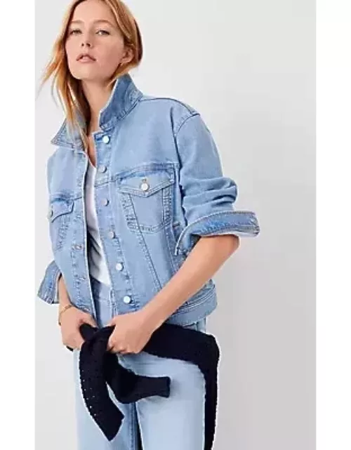 Ann Taylor Petite AT Weekend Relaxed Denim Trucker Jacket in Light Vintage Wash