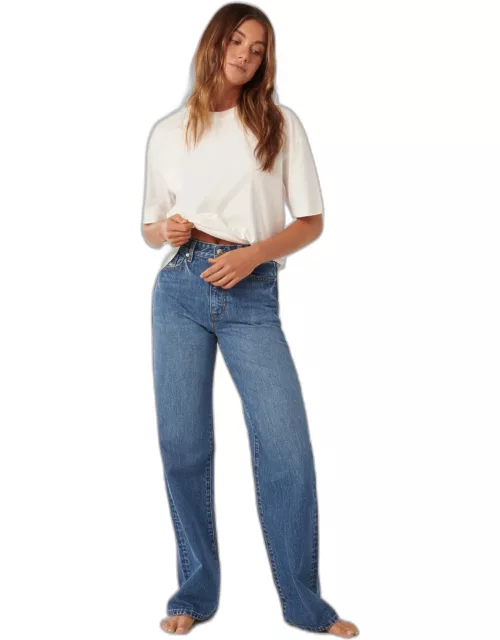 Forever New Women's Sky Straight-Leg Jeans in Mid Wash