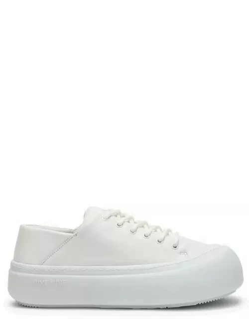 Goofy white leather low trainer