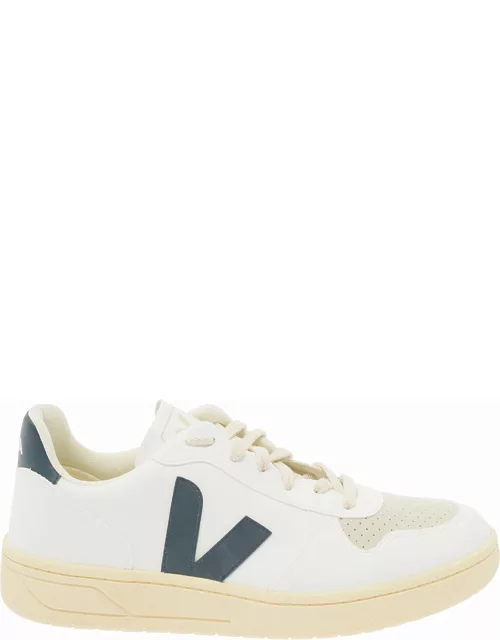 Veja White And Green Sneakers With Logo Details In Leather Man
