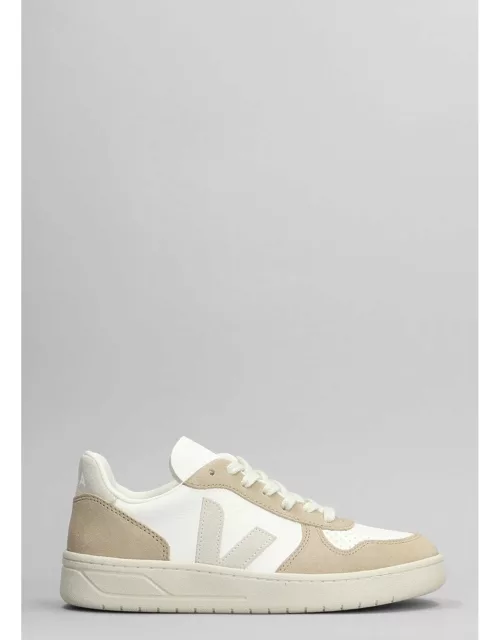 Veja V-10 Sneakers In White Suede And Leather