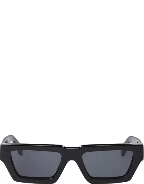 Off-White Oeri129 Manchester 1007 Black Sunglasse
