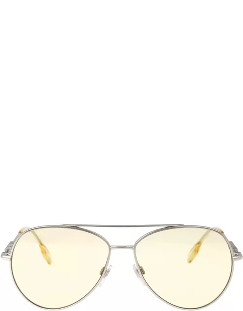 Burberry Eyewear 0be3147 Sunglasse