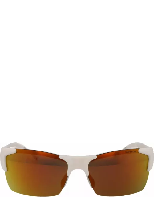 Moncler Eyewear Ml0282 Sunglasse