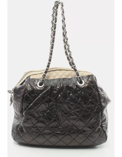 Chanel Matelasse Chain shoulder bag Leather Black Off white Silver hardware