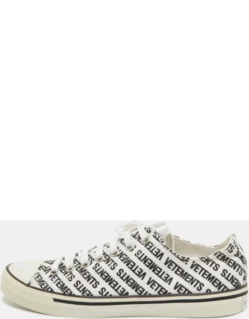 Vetements Black/White Logo Print Canvas Low Top Sneaker