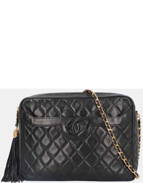 Chanel Black Quilted Leather Medium Vintage Diamond CC Camera Bag