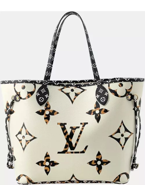 Louis Vuitton Monogram Giant Broderies Neverfull MM bag