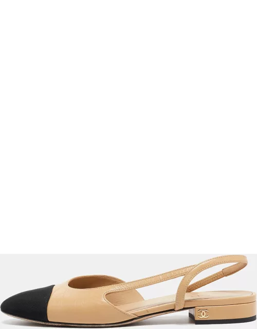 Chanel Beige/Black Leather and Canvas Cap Toe Slingback Flat Sandal