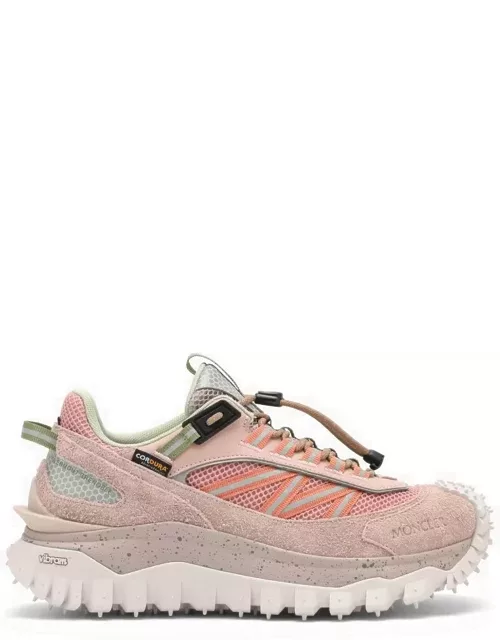 Pink sneaker Trailgrip