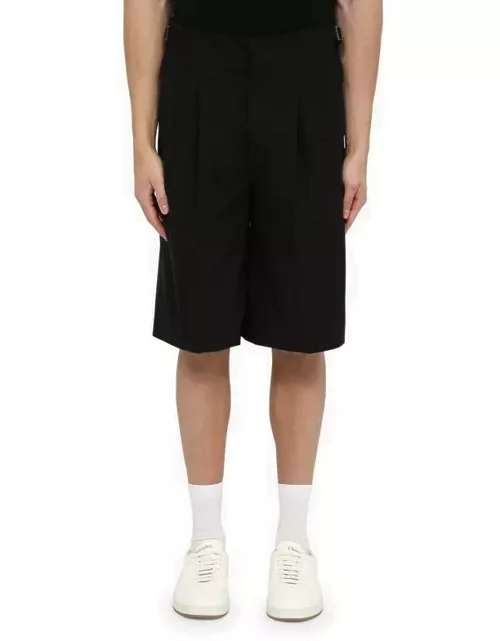 Black wool bermuda shorts with dart