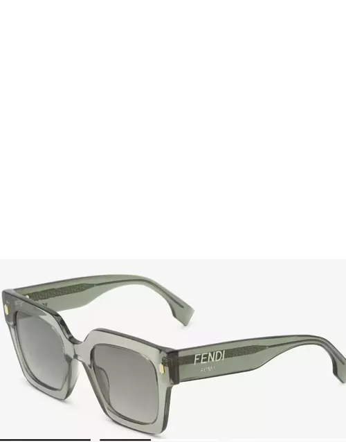 Fendi Eyewear FE40101i 20B Sunglasse