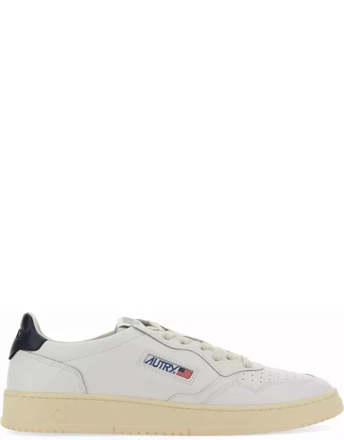 Autry Medalist Low Sneakers In White And Navy Blue Leather