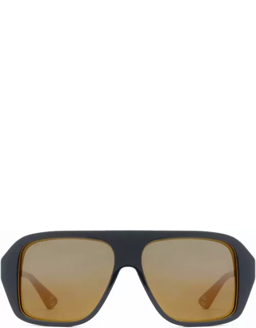 Gucci Eyewear Gg1615s Grey Sunglasse
