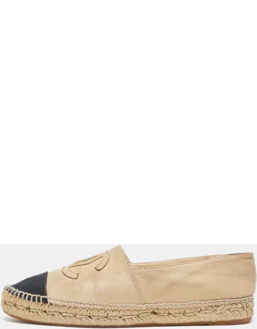 Chanel Beige/Black Canvas and Leather CC Espadrille Flat
