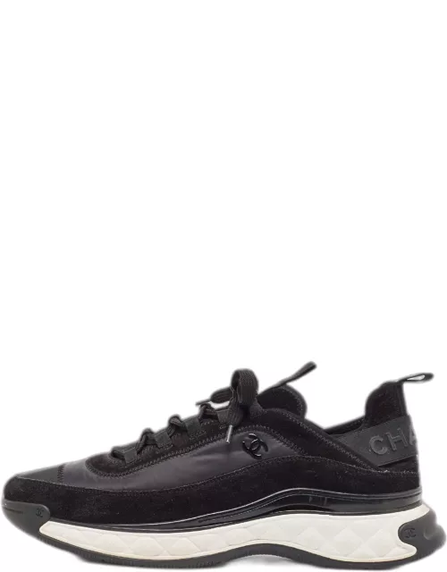 Chanel Black Fabric And Suede CC Low Top Sneaker
