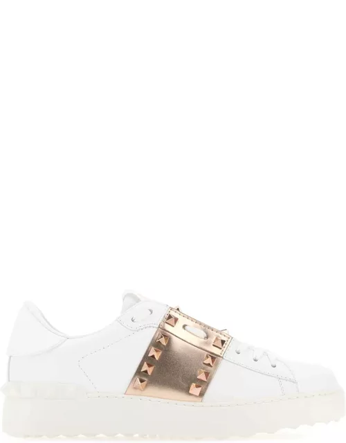 Valentino Garavani White Leather Rockstud Untitled Sneakers With Gold Rose Band