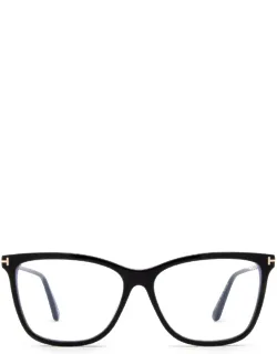 Tom Ford Eyewear Cat Eye Frame Glasse