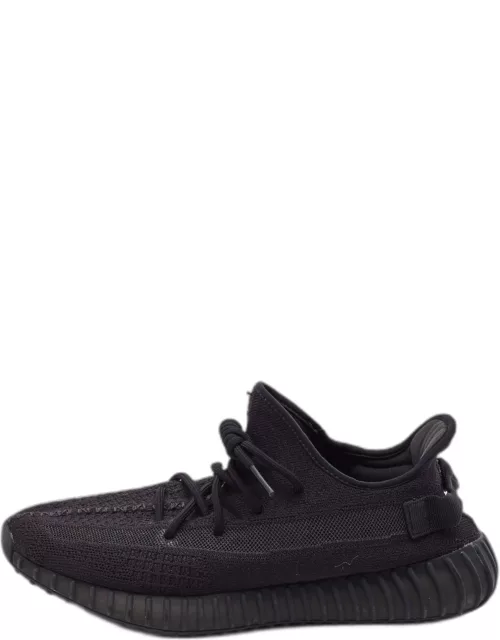 Yeezy x Adidas Black Knit Fabric Boost 350 V2 Onyx Sneaker