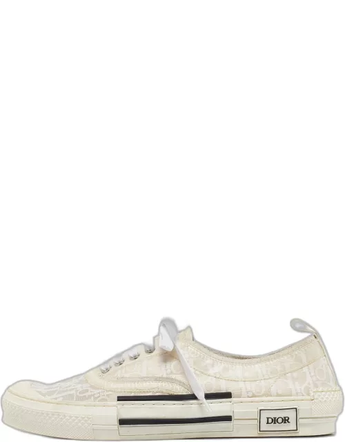 Dior White Oblique Canvas Walk'n'Dior Sneaker